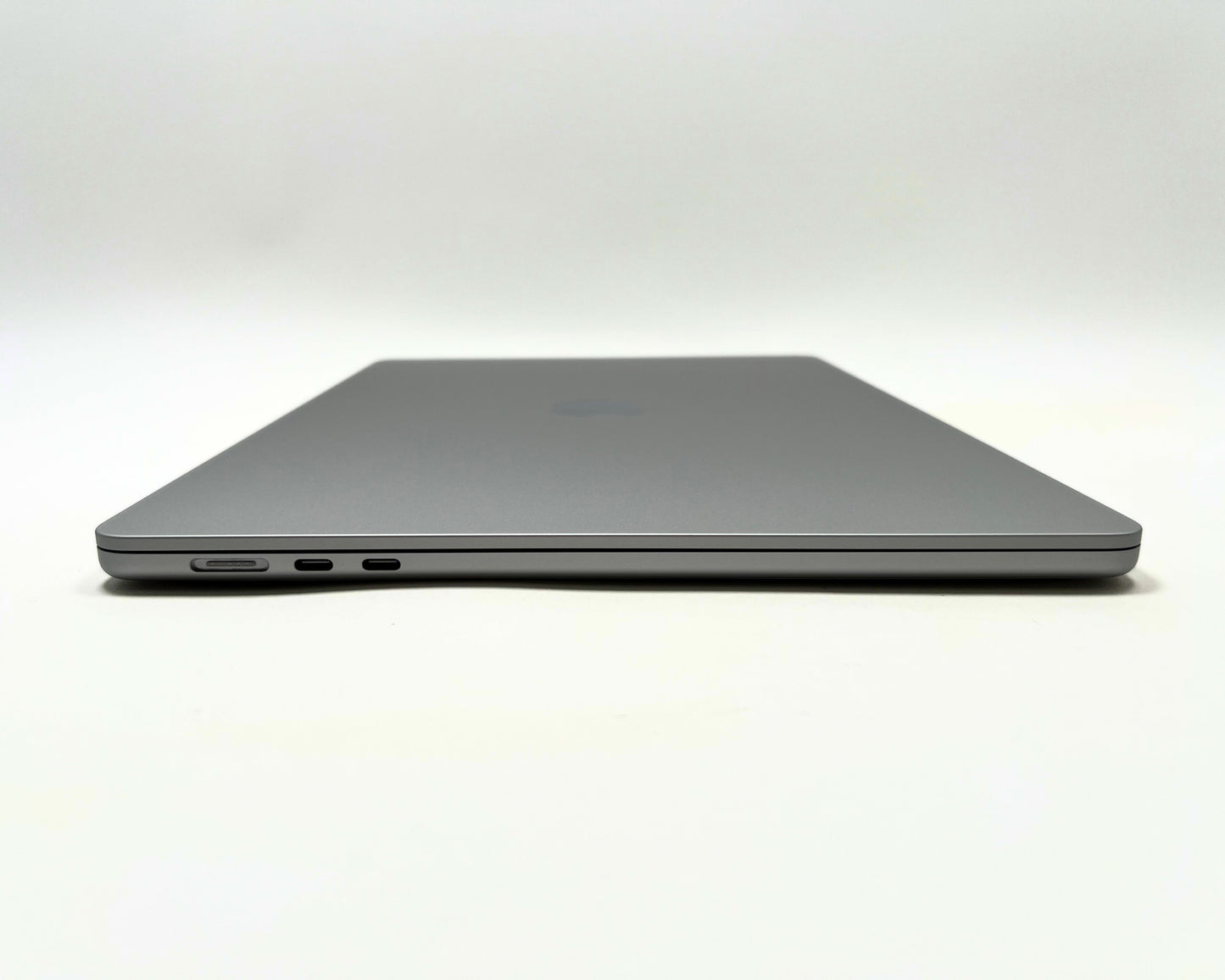 MacBook Air (2024) 15-inch – Apple M3 • 10-Core GPU – 8GB RAM 256GB SSD – 58 Cycles • 100% BH