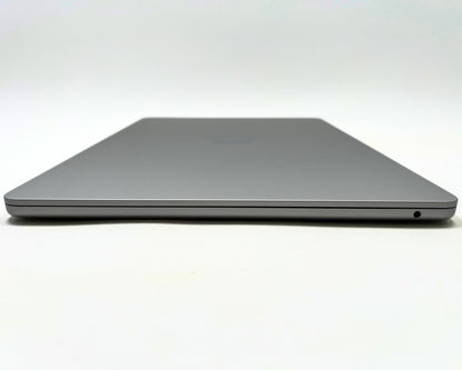 MacBook Air (2024) 15-inch – Apple M3 • 10-Core GPU – 8GB RAM 256GB SSD – 58 Cycles • 100% BH