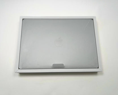 MacBook Air (2024) 15-inch – Apple M3 • 10-Core GPU – 8GB RAM 256GB SSD – 58 Cycles • 100% BH