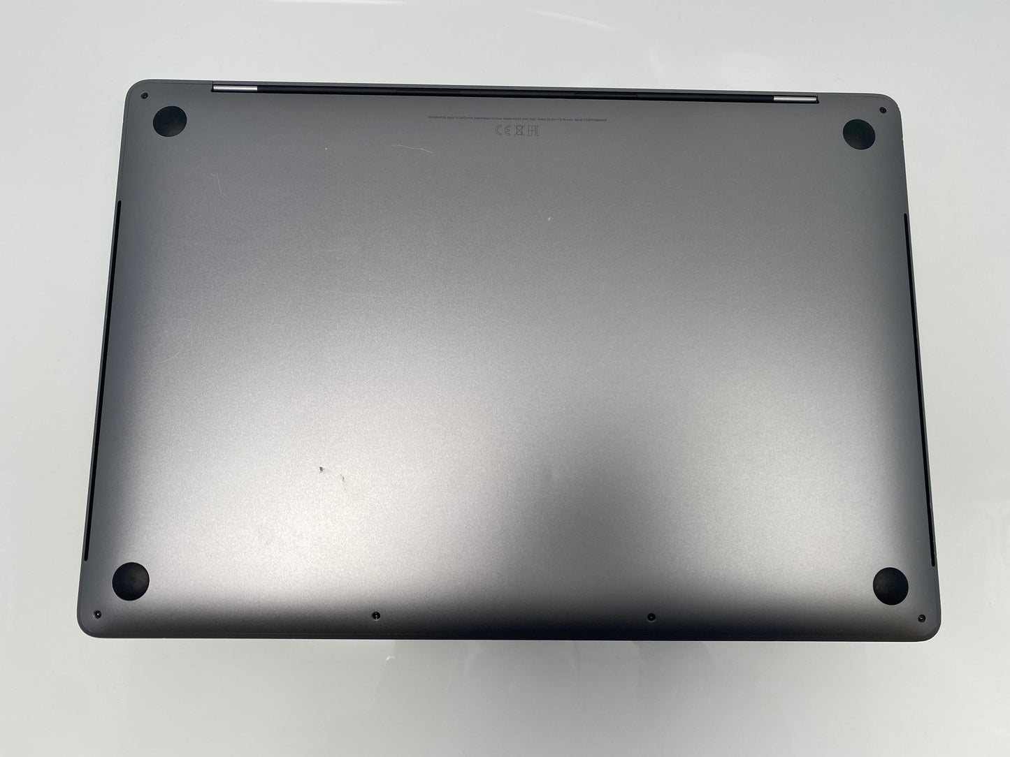 MacBook Pro (2019) 16-inch – Intel Core i7 2.6GHz • 5500M 8GB – 16GB RAM 512GB SSD – Russian Keyboard