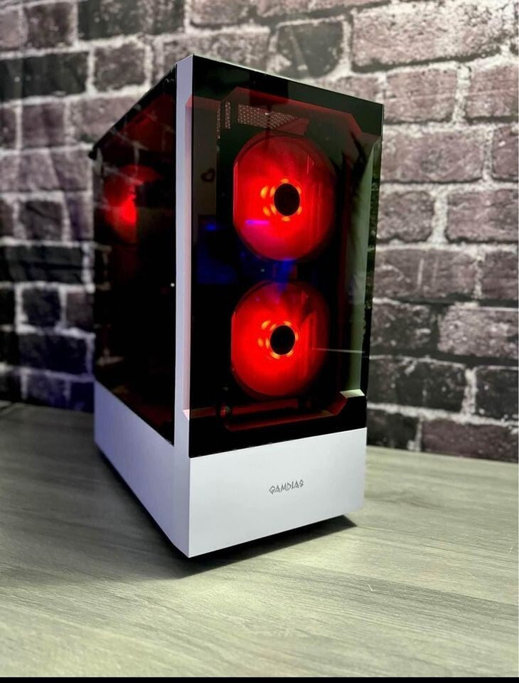 Custom White Gaming Desktop - i7  – 3.40 GHz Processor – Open Box